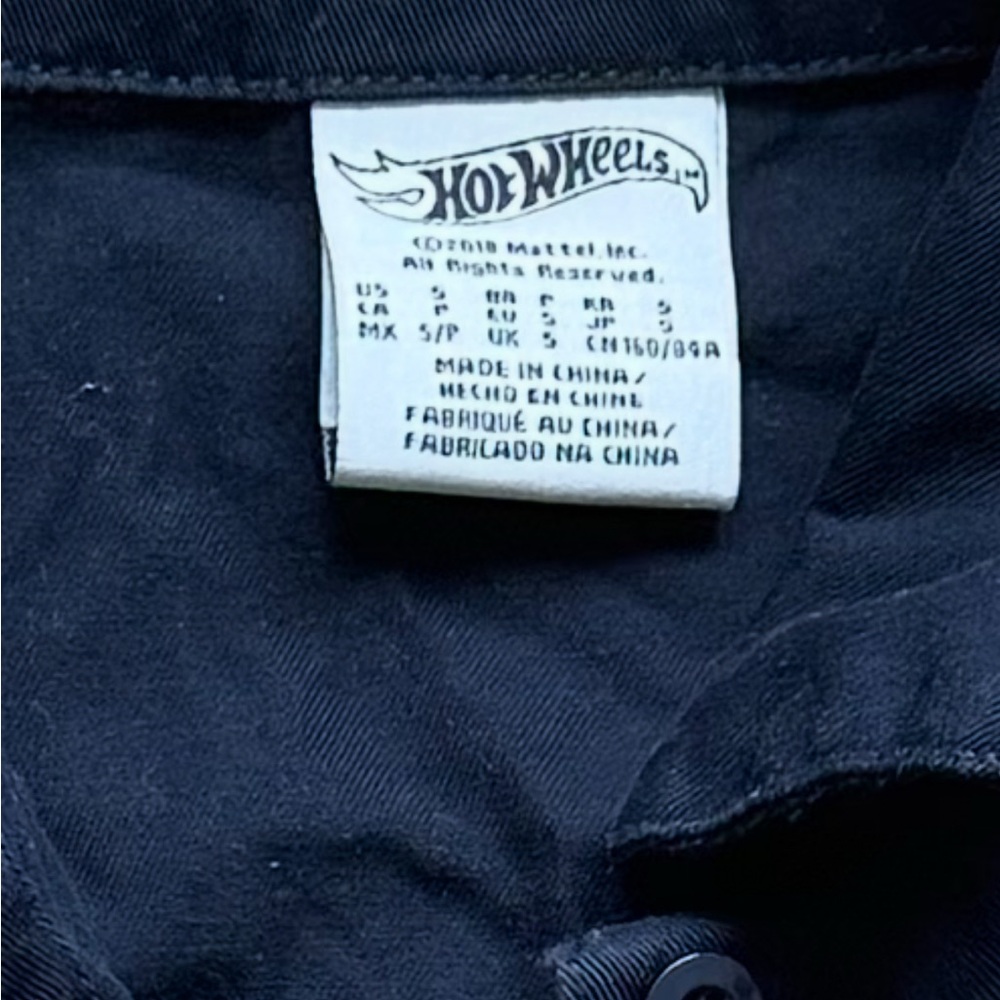 Hot Wheels Branded Women's Crop Top Button Down Shirt - Picture 5 of 6